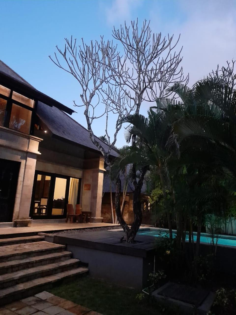 水明漾区皇家海滩巴厘岛 - 美憬阁收藏度假村 塞米亚克 外观 照片